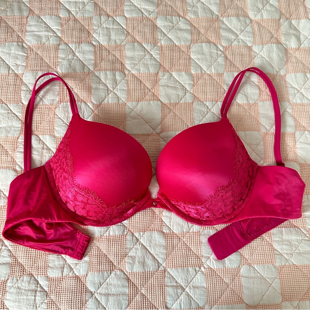 Victoria’s Secret Very Sexy Push-Up Bra 36C Pink w/ Lace